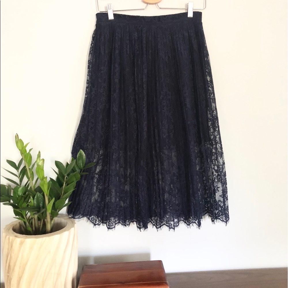 Lace midi skirt